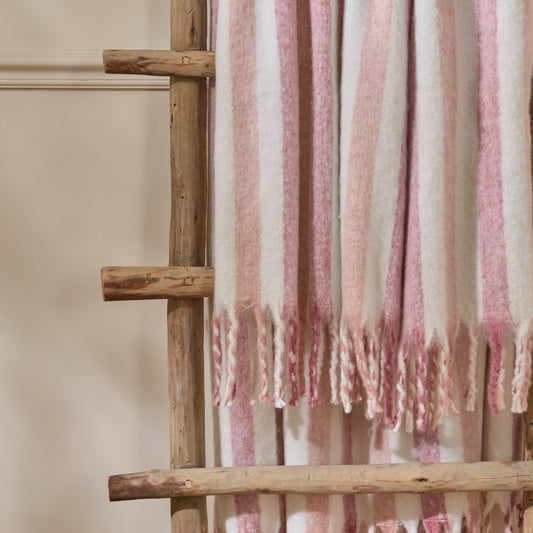 BEECHWOOD 140X180 THROW CAMELLIA