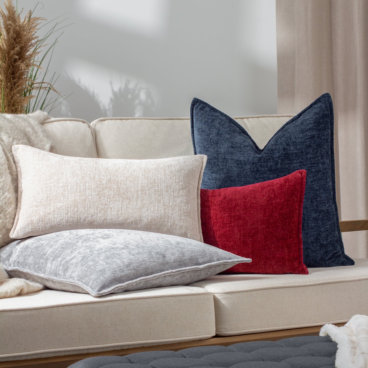 BUXTON 30X50 CUSHION CASE RED