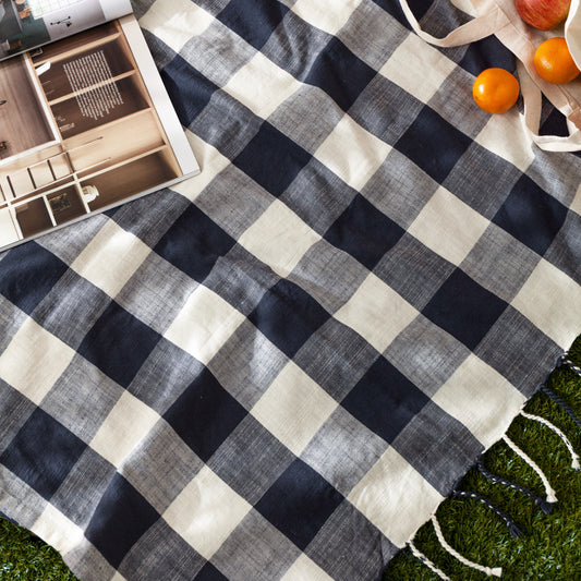 CHESIL CHECK 130X170 THROW NAVY