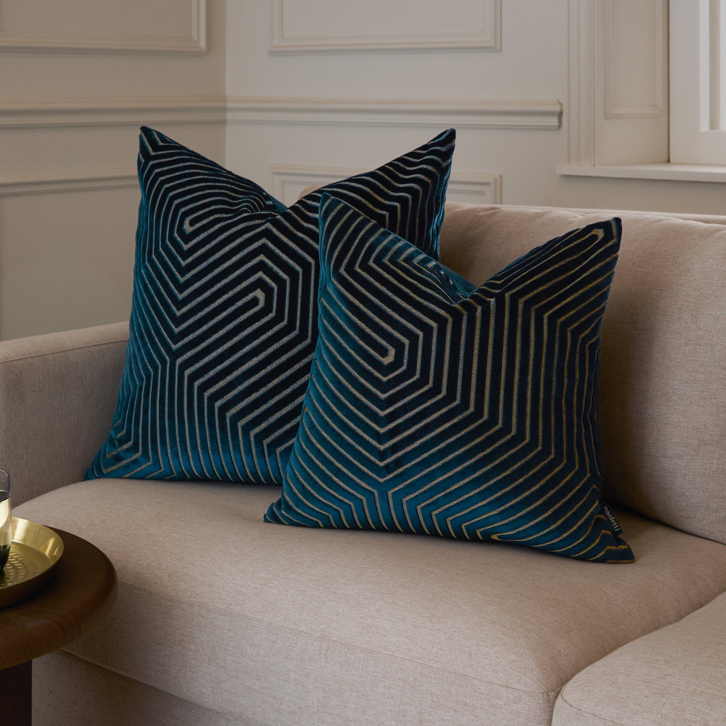 EVOKE 45X45 CUSHION CASE NAVY