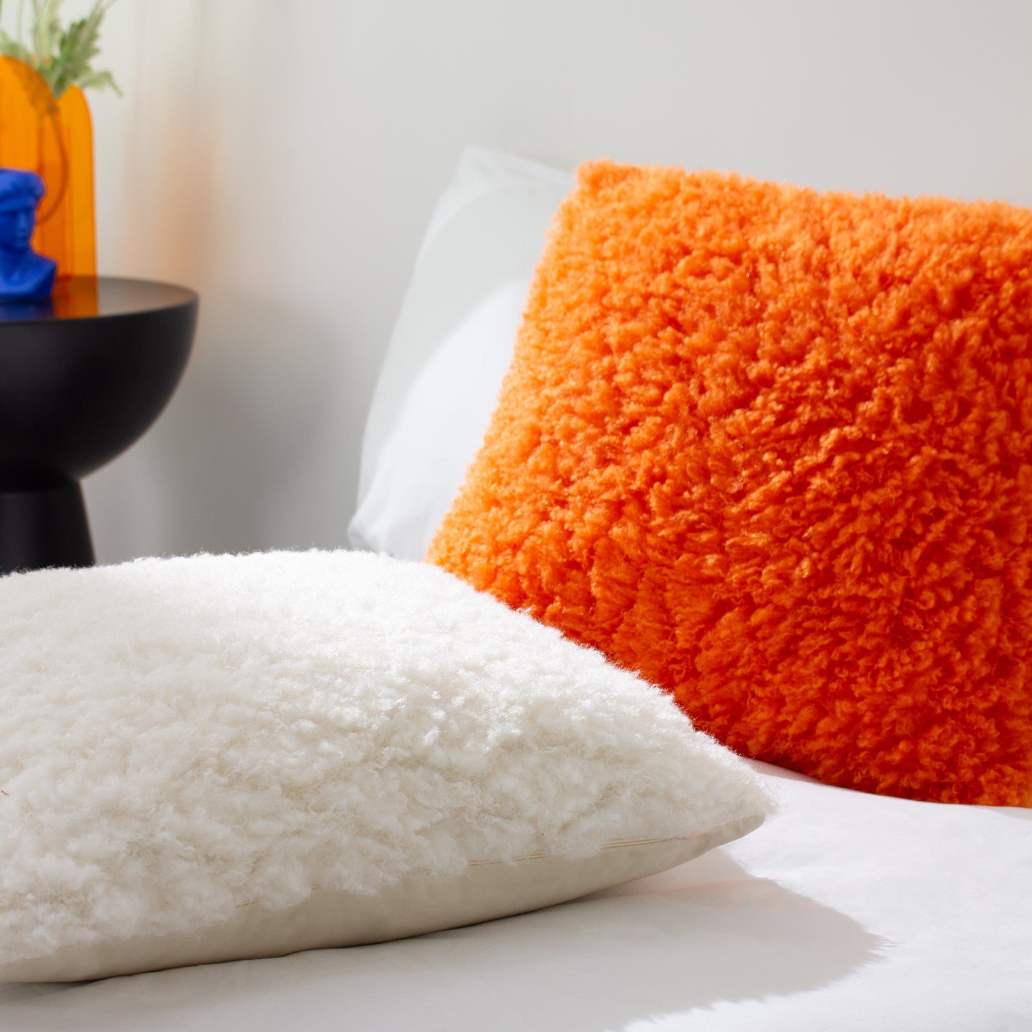 FLUFF BALL 45X45 CUSHION CASE ORANGE FEVER
