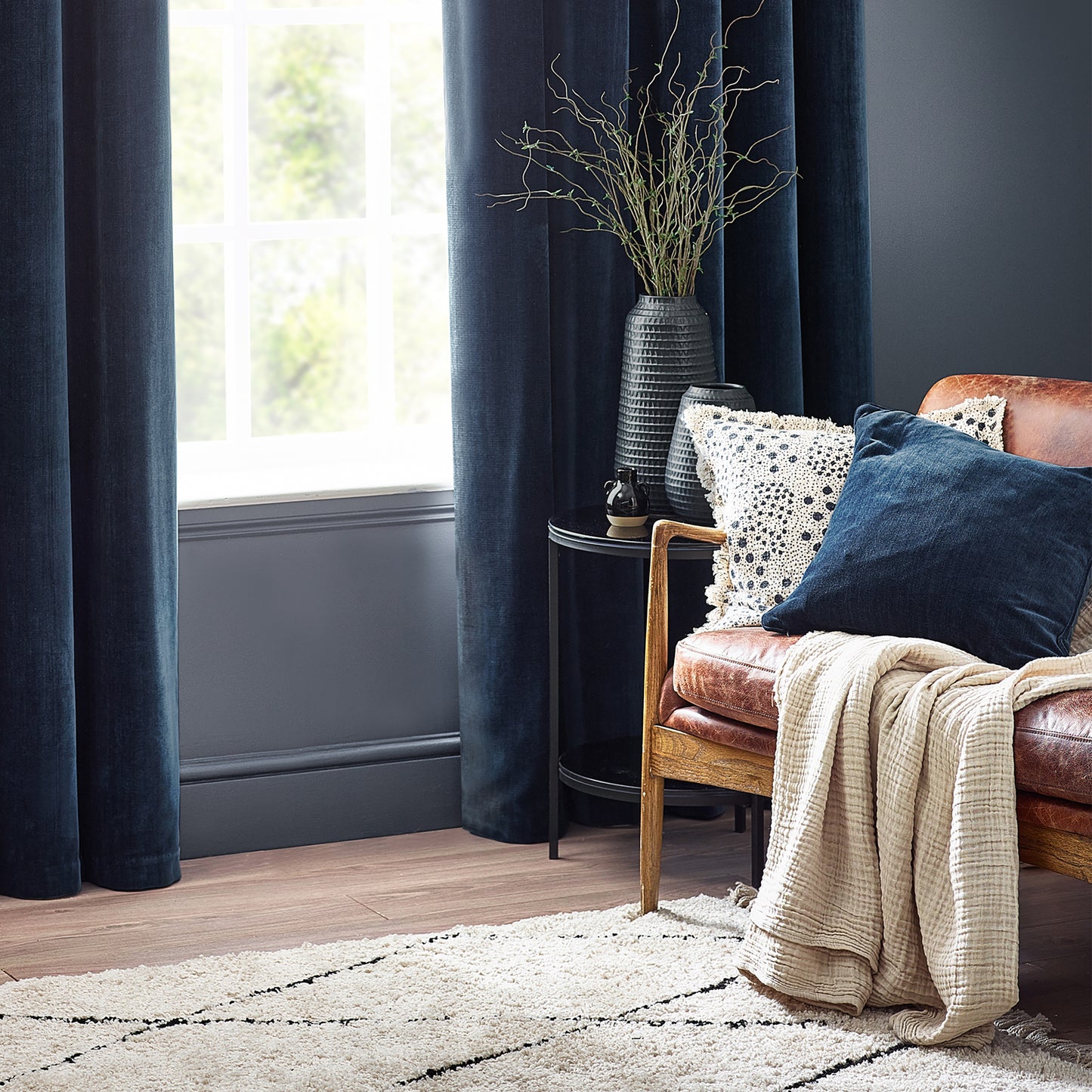 HEAVY CHENILLE 50X50 CUSHION CASE NAVY