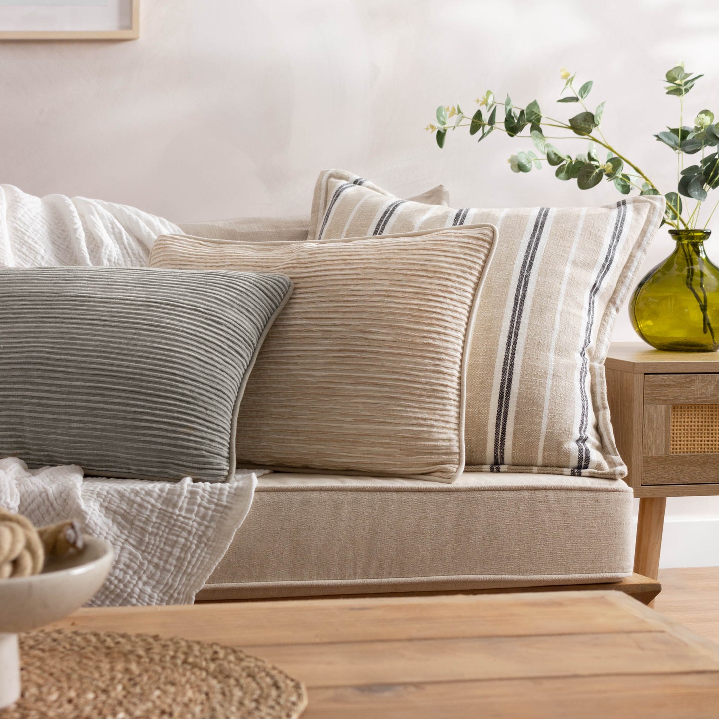 HEBBLE 50X50 CUSHION CASE NATURAL/BLACK
