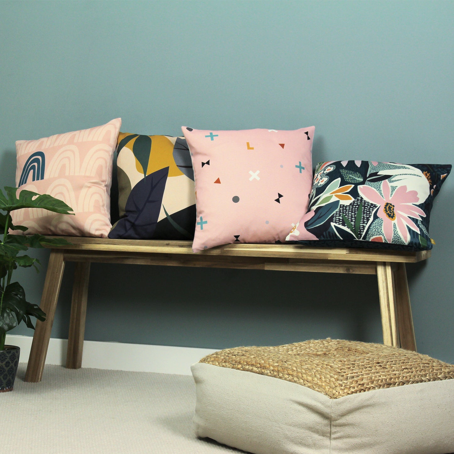 JUNGLO 43X43 CUSHION CASE MULTI