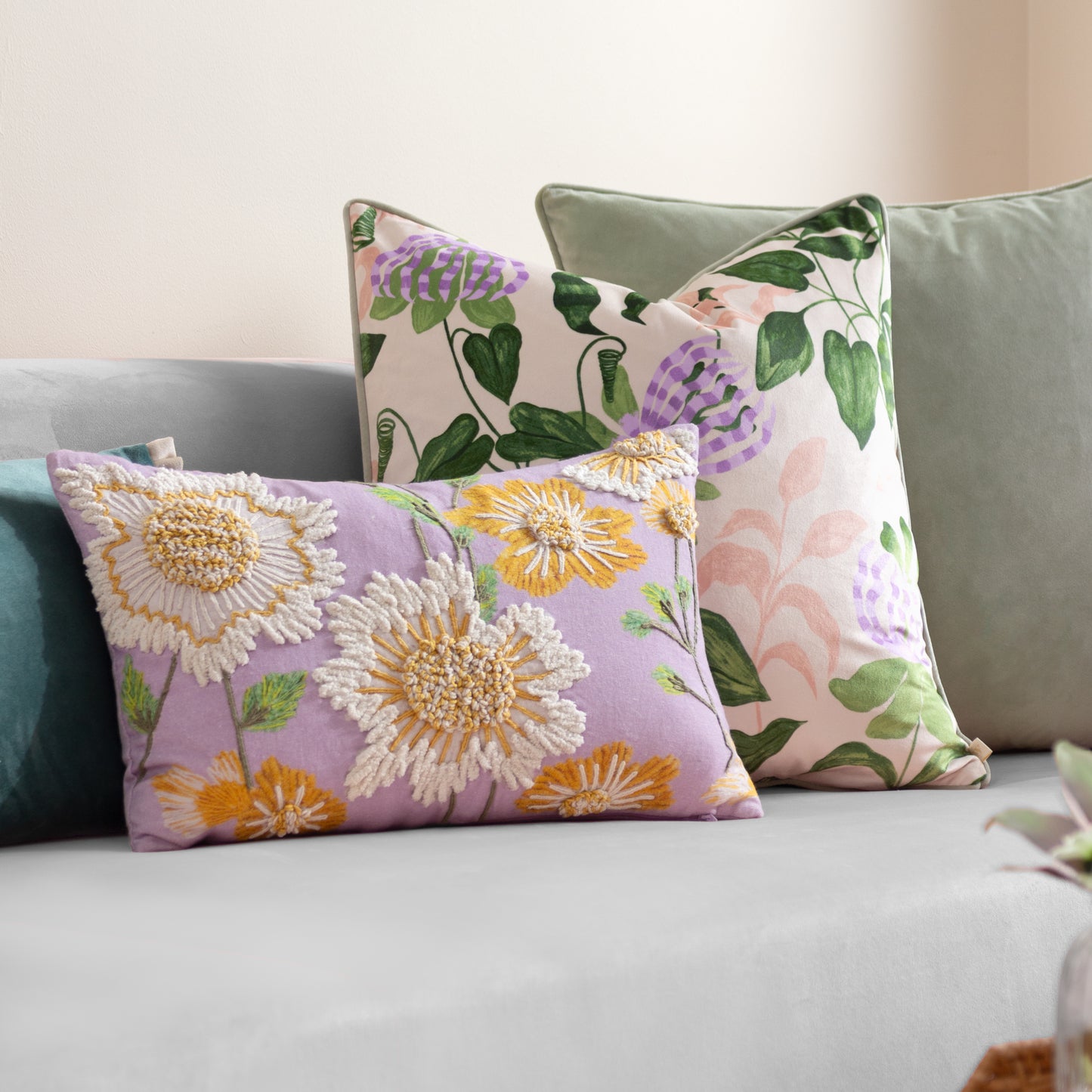 PASSIFLORA 50X50 CUSHION CASE PEACH/VINE GREEN