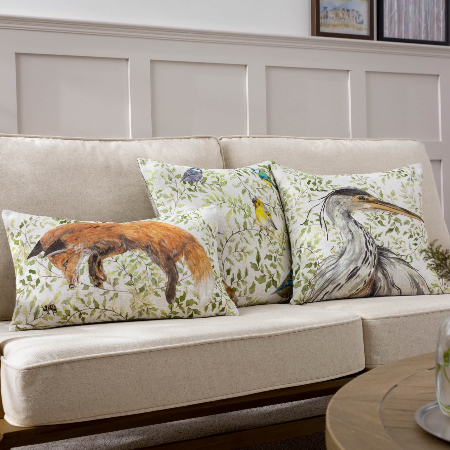 SHUGBOROUGH HERON 43X43 CUSHION CASE MULTI