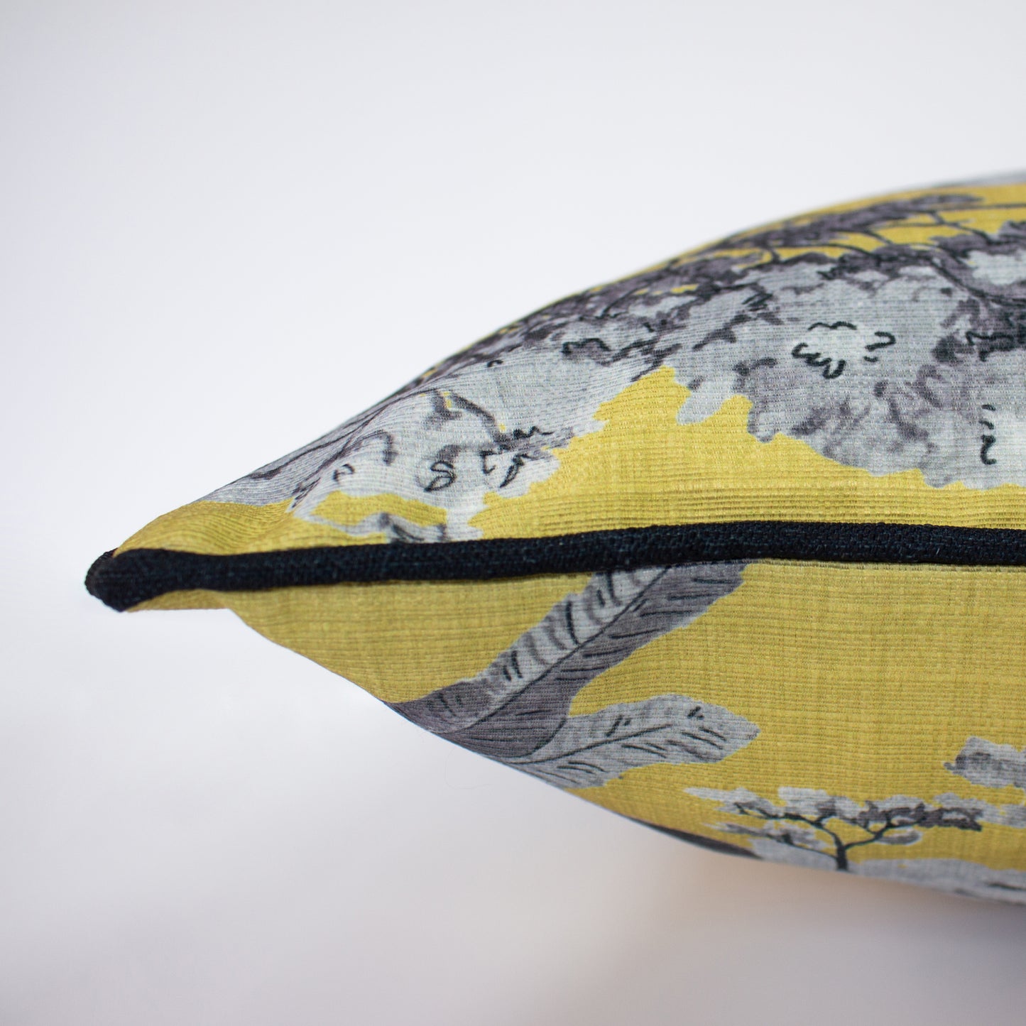 SAFARI 55X55 CUSHION CASE OCHRE