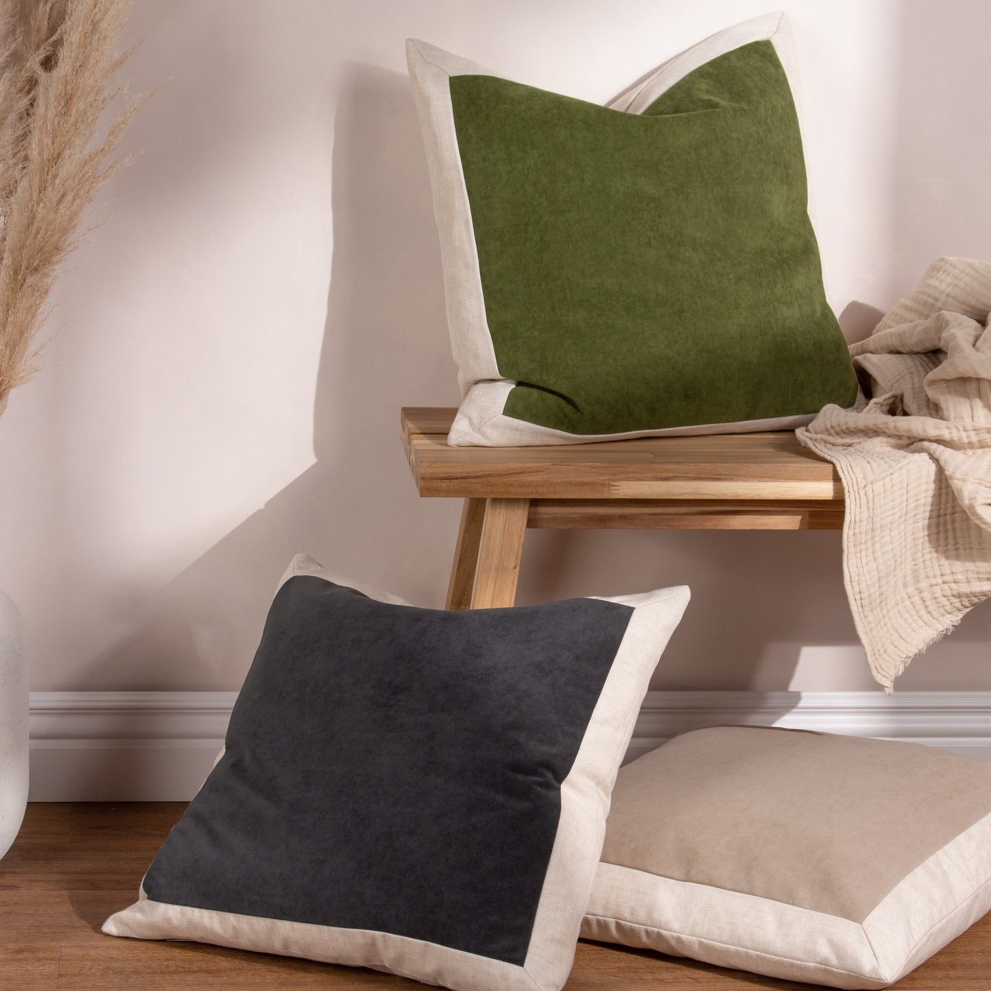 AUDEN 50X50 CUSHION CASE OLIVE OIL