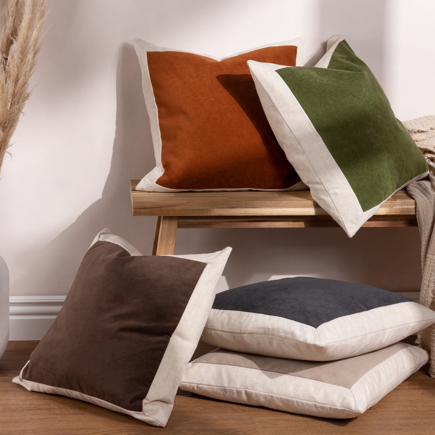 AUDEN 50X50 CUSHION CASE OLIVE OIL