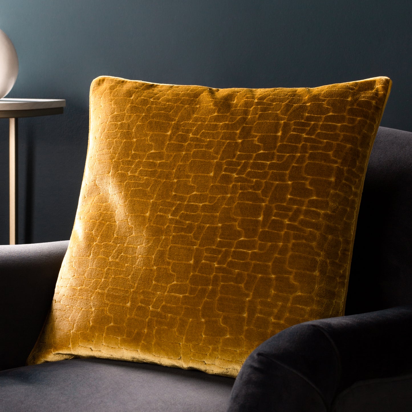 BLOOMSBURY 50X50 CUSHION CASE MUSTARD