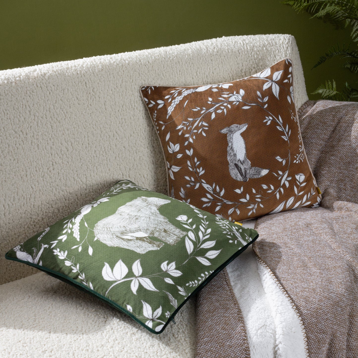 BUCKTHORN 43X43 CUSHION CASE AMBER