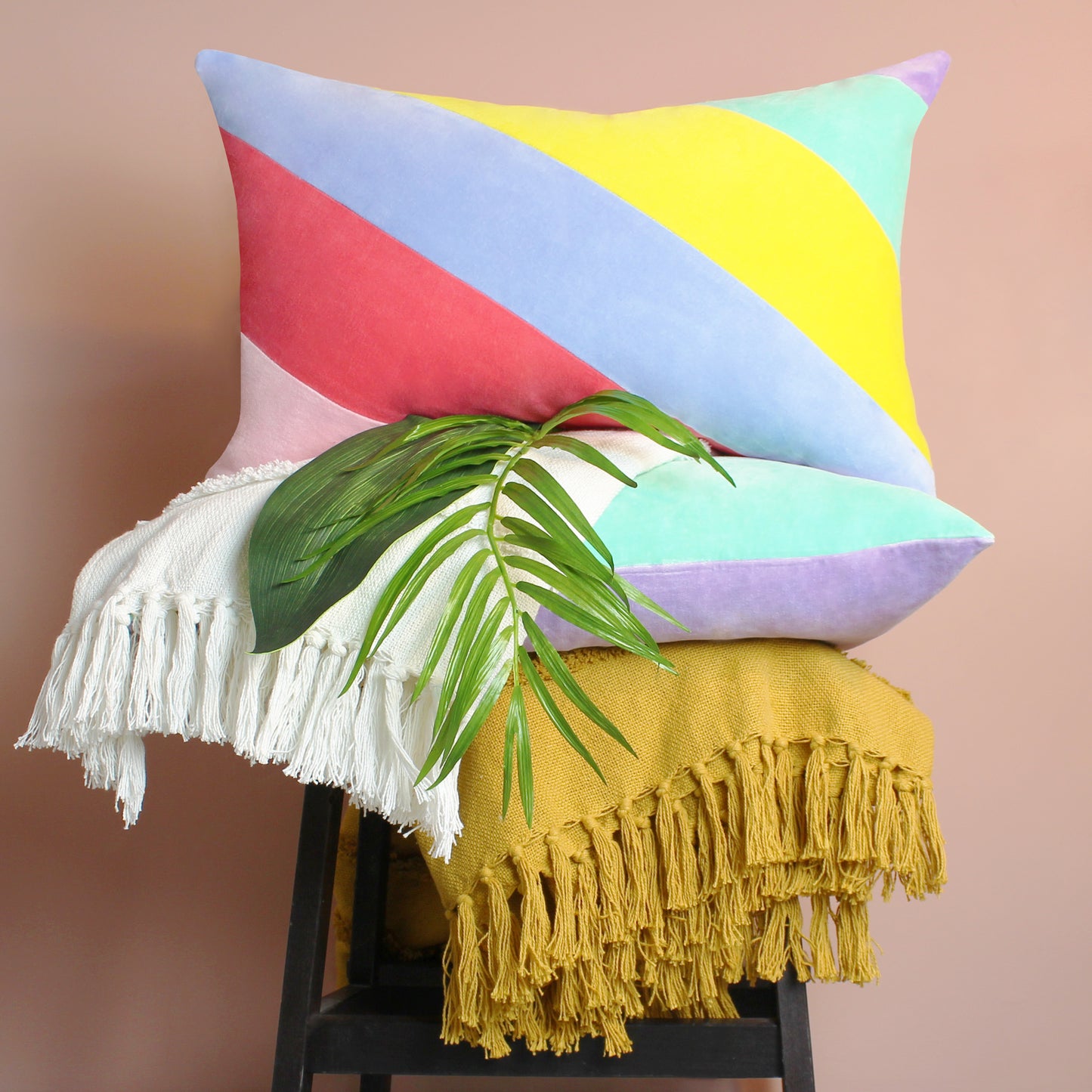 DELLA 40X60 CUSHION CASE MULTI PASTELS
