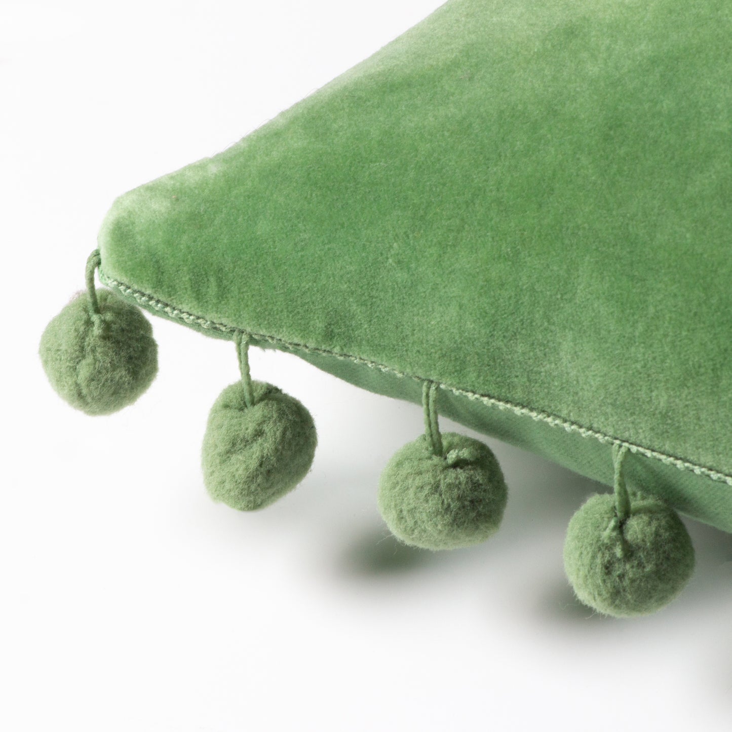 DORA 45X45 CUSHION CASE LEAF GREEN