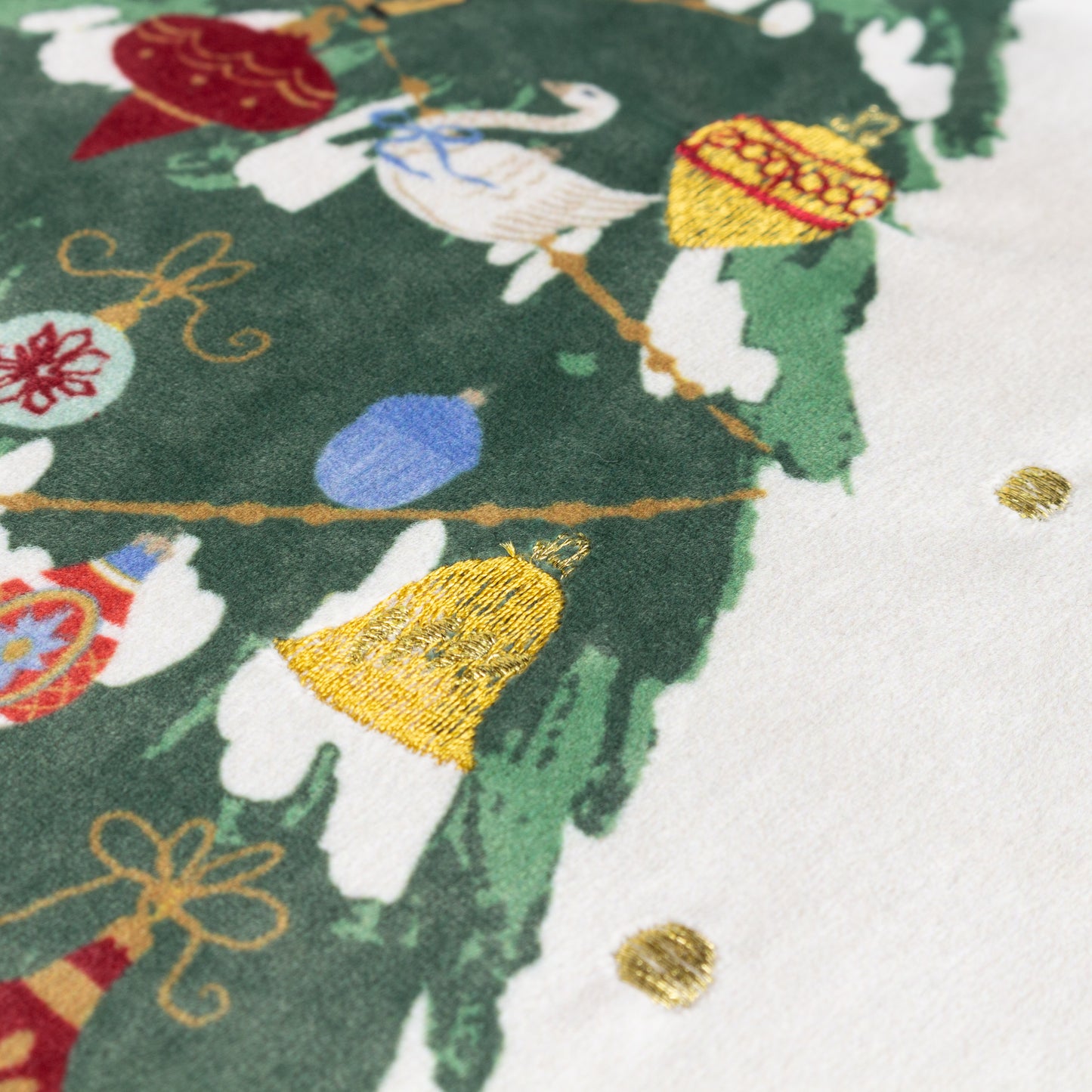 DECK THE HALLS TREE 43X43 CUSHION CASE MULTI