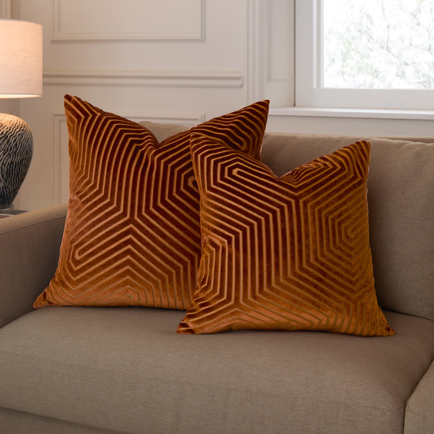 EVOKE 45X45 CUSHION CASE BRICK