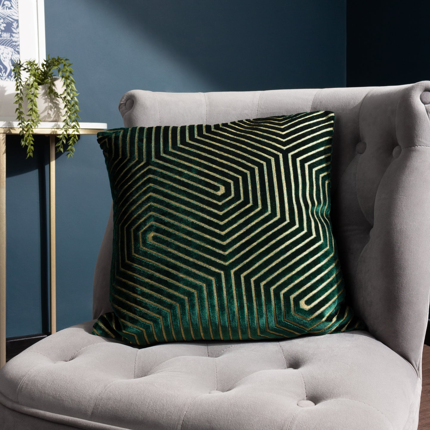 EVOKE 45X45 CUSHION CASE EMERALD