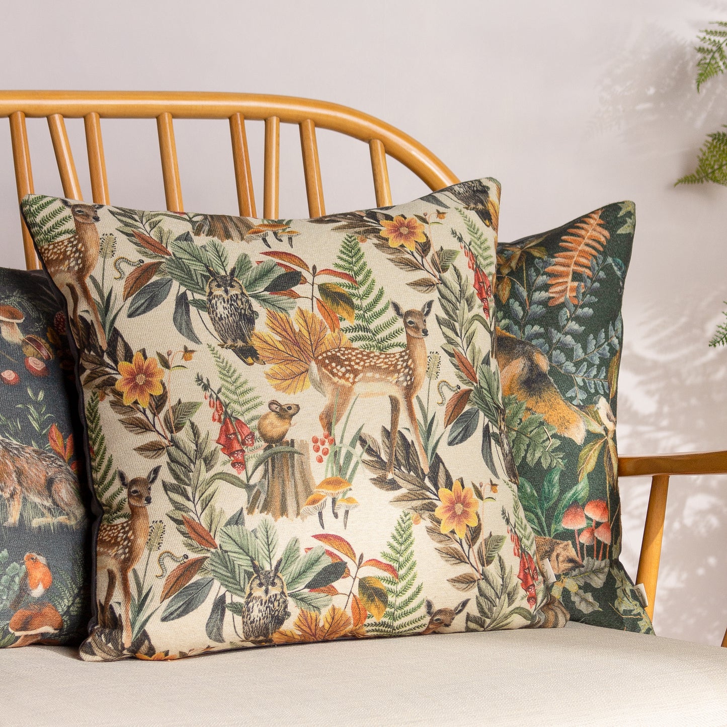 FOREST FAWN REPEAT 43X43 CUSHION COVER GREY