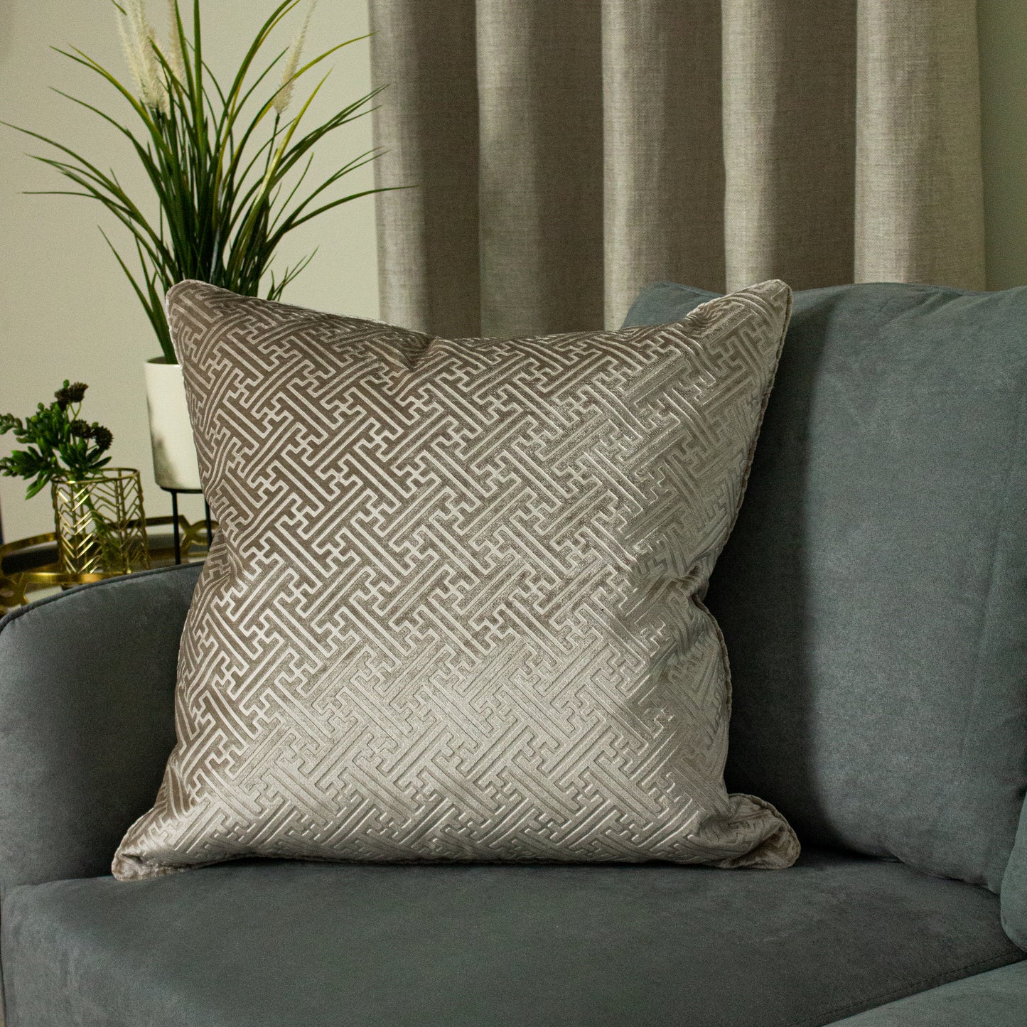 FLORENCE 55X55 C/CASE CHAMPAGNE