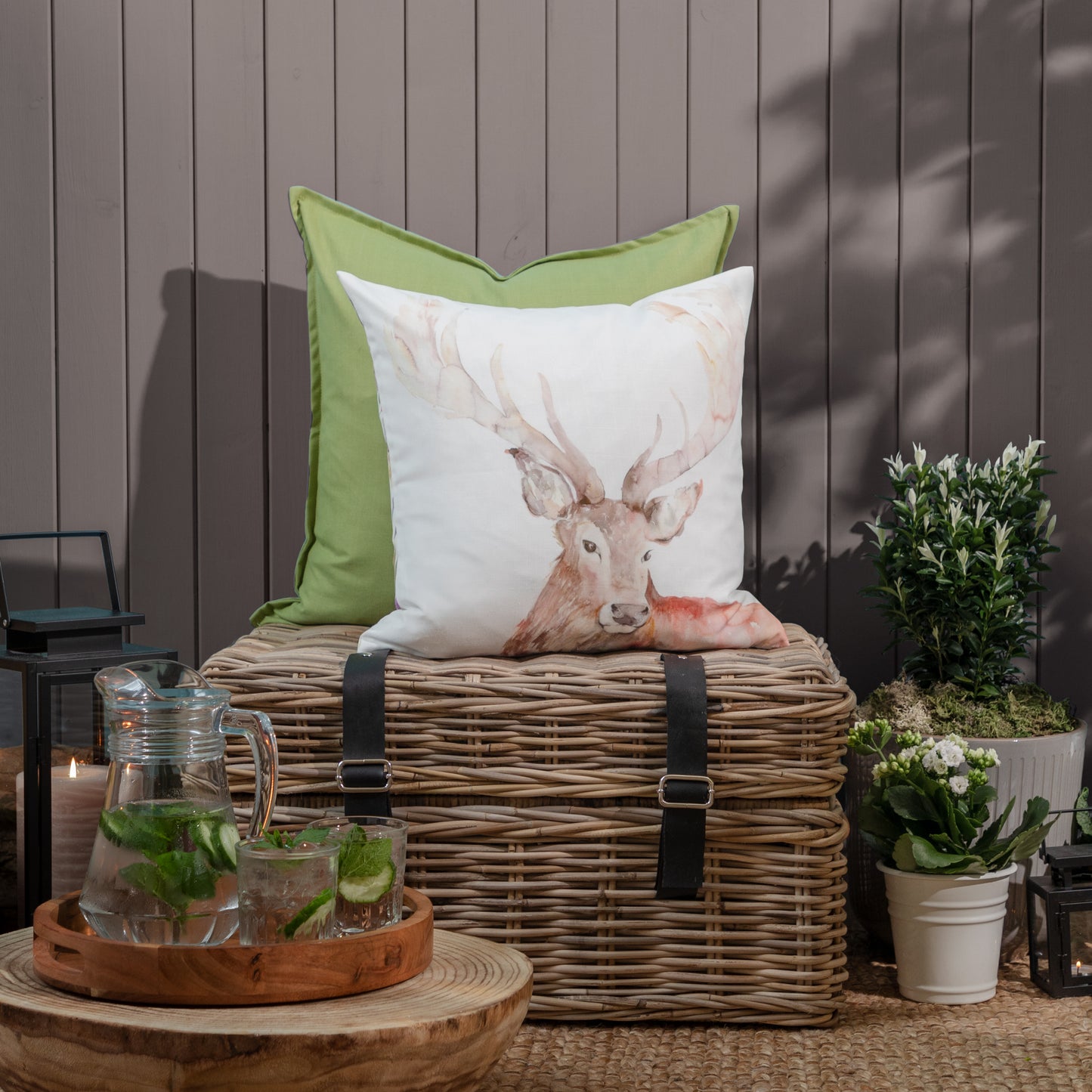 GREGOR STAG 43X43 OUTDOOR CUSHION CASE MULTI
