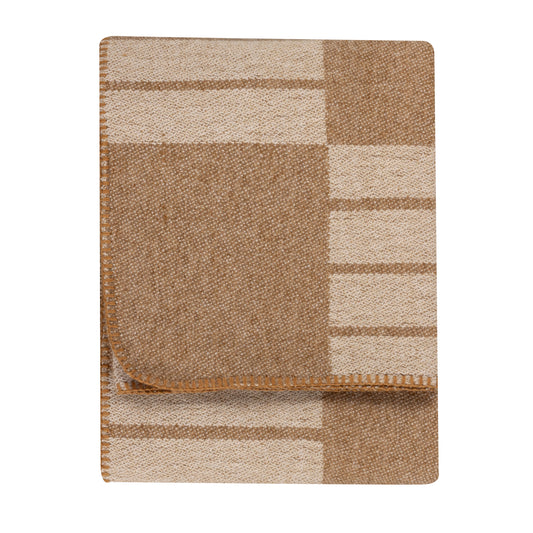 HARLECH 140x180 THROW BISCUIT