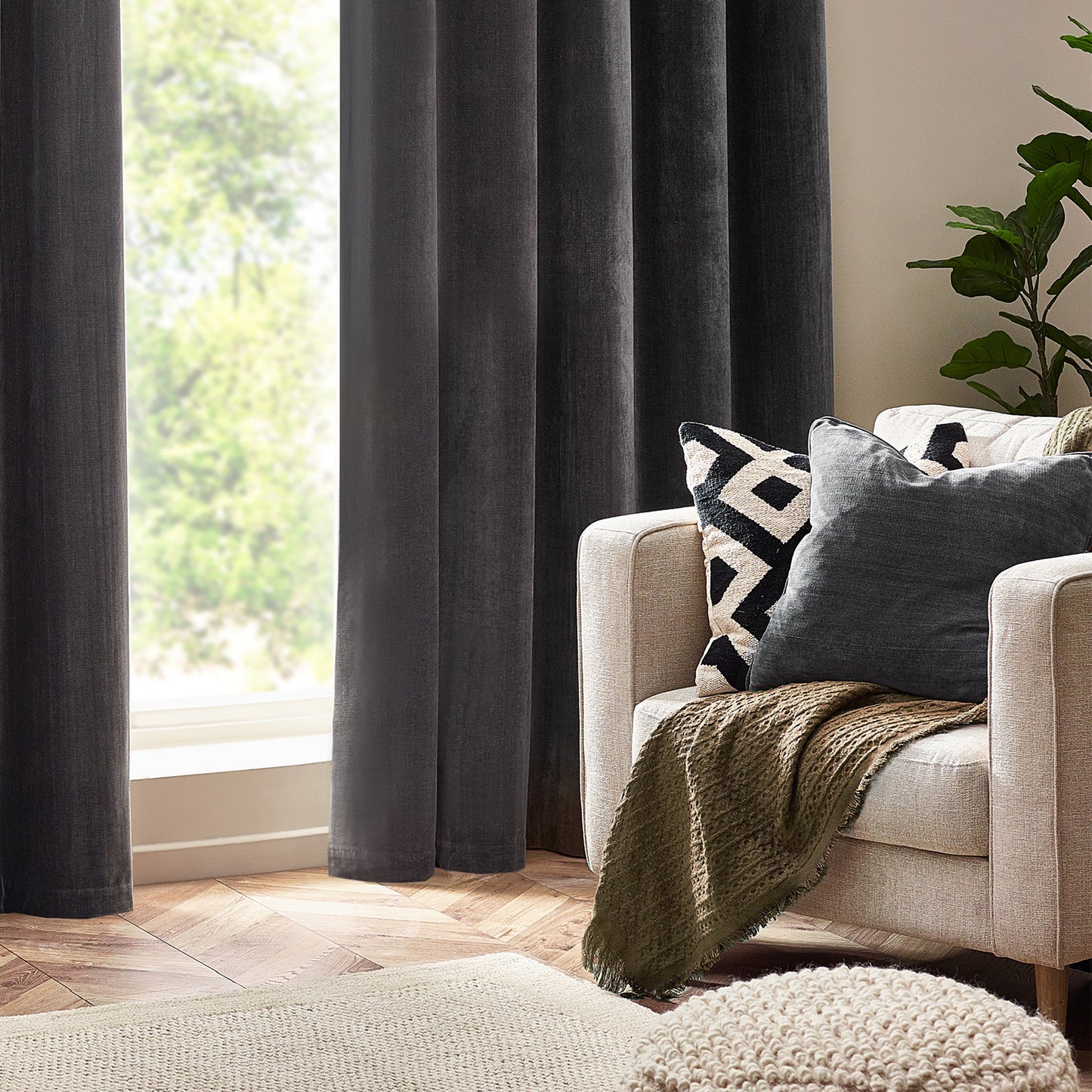 HEAVY CHENILLE 50X50 CUSHION CASE CHARCOAL
