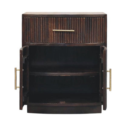 Milan Bedside