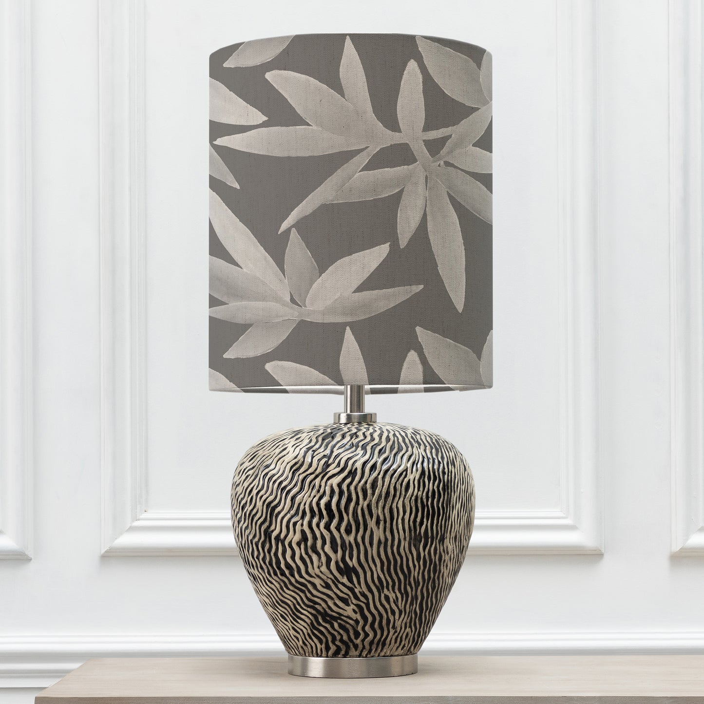 ALCINA TABLE LAMPBASE GREY/SILVERWOOD ANNA 32X40CM LAMPSHADE FROST
