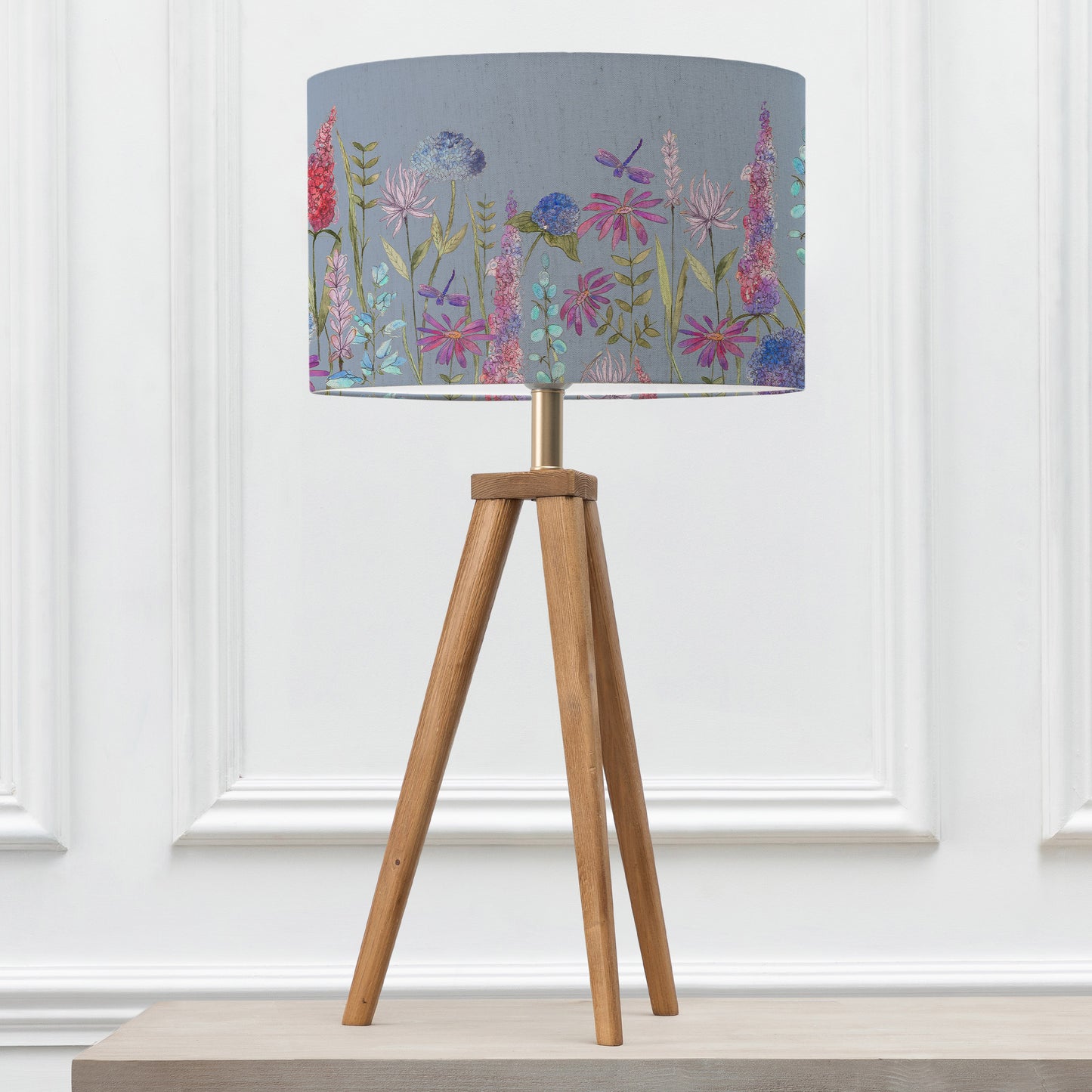 ARATUS TABLE LAMPBASE NUT/FLORABUNDA EVA 40CM LAMPSHADE BLUEBELL