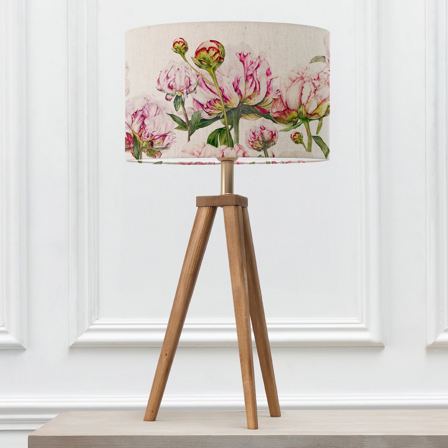 ARATUS TABLE LAMPBASE NUT/HELIGAN LINEN EVA 40CM LAMPSHADE FUCHSIA