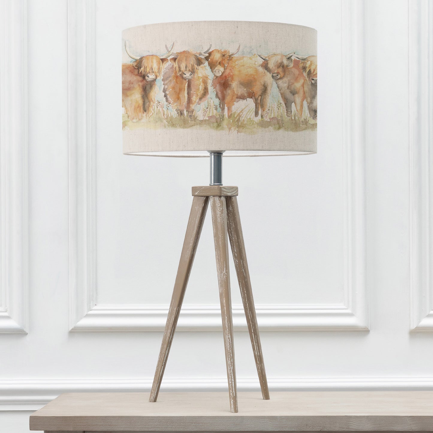 ARATUS TABLE LAMPBASE GREY WASH/HIGHLAND CATTLE EVA 40CM LAMPSHADE LINEN