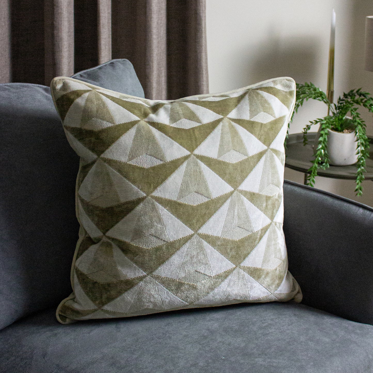 LEVEQUE 50X50 C/CASE IVORY/TAUPE
