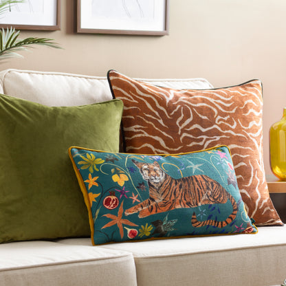MADAGASCAN TIGER 30X50 CUSHION CASE MULTI
