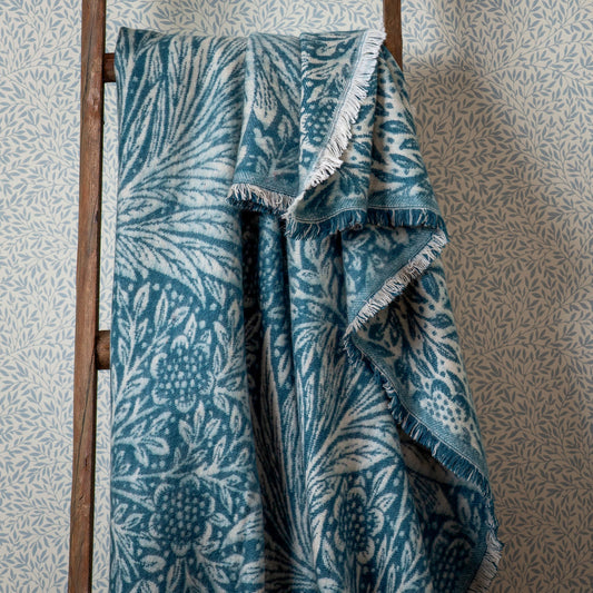 MARIGOLD 130X170 THROW INDIGO