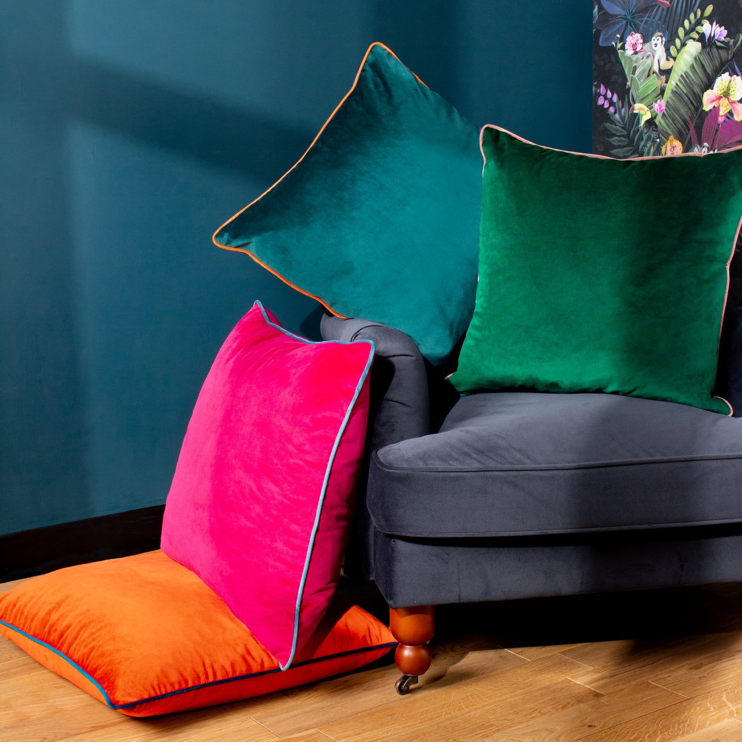 MERIDIAN 55X55 CUSHION CASE EMERALD/BLUSH