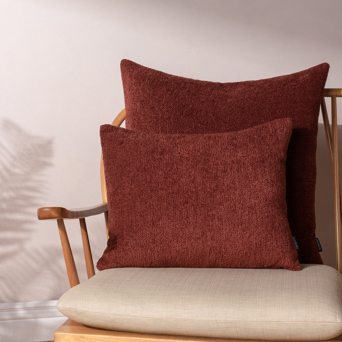NELLIM 60X60 CUSHION CASE MARSALA RED