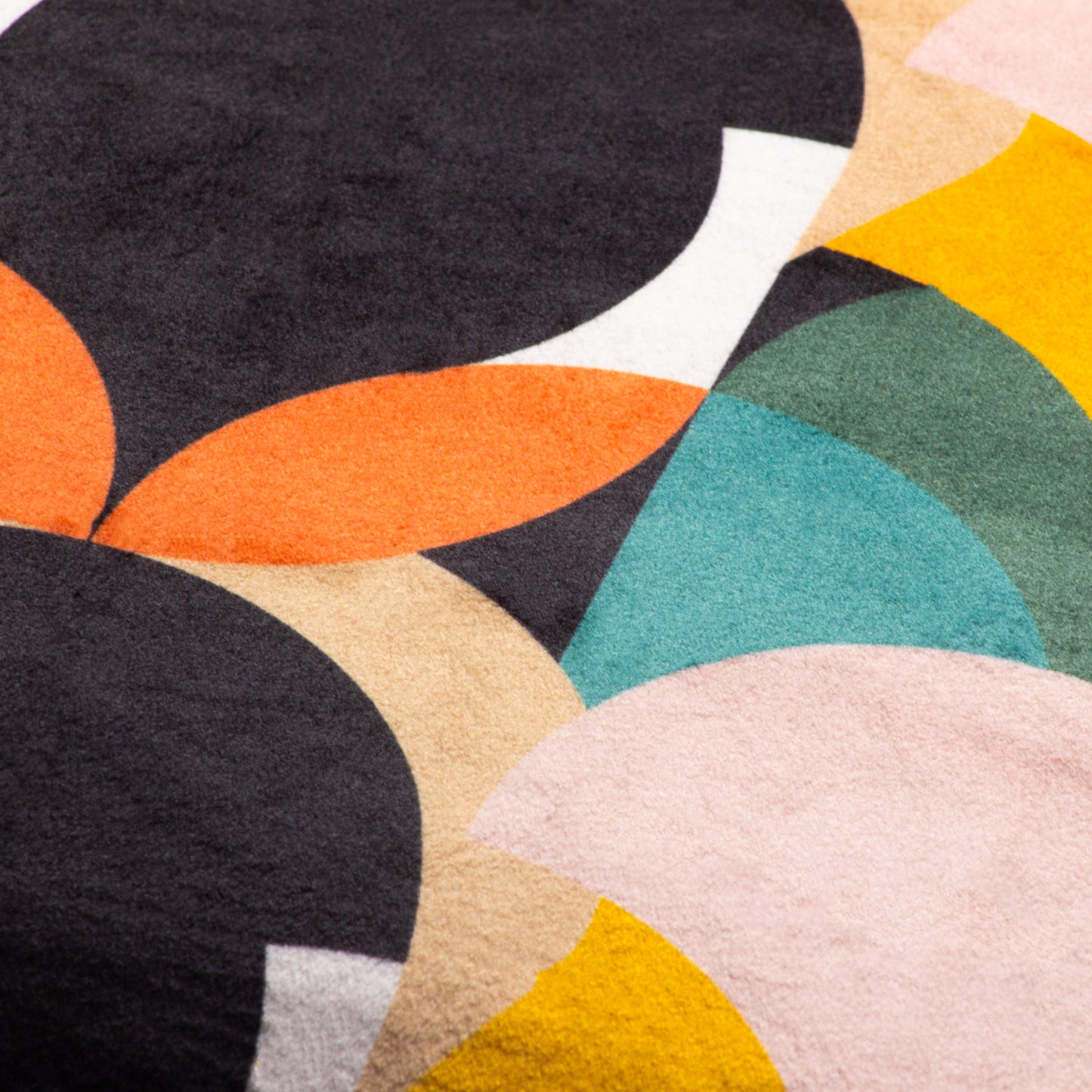 RAEYA 45X45 CUSHION CASE PEACH/BLACK