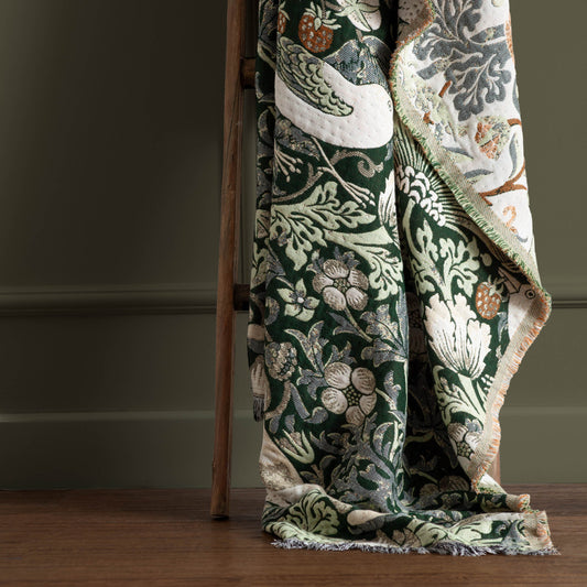 STRAWBERRY THIEF 140X170 THROW FOREST GREEN