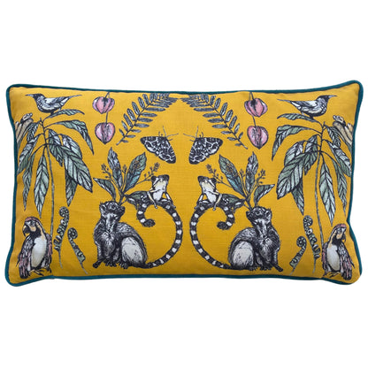 WILD MIRRORED CREATURES 30X50 CUSHION CASE YELLOW