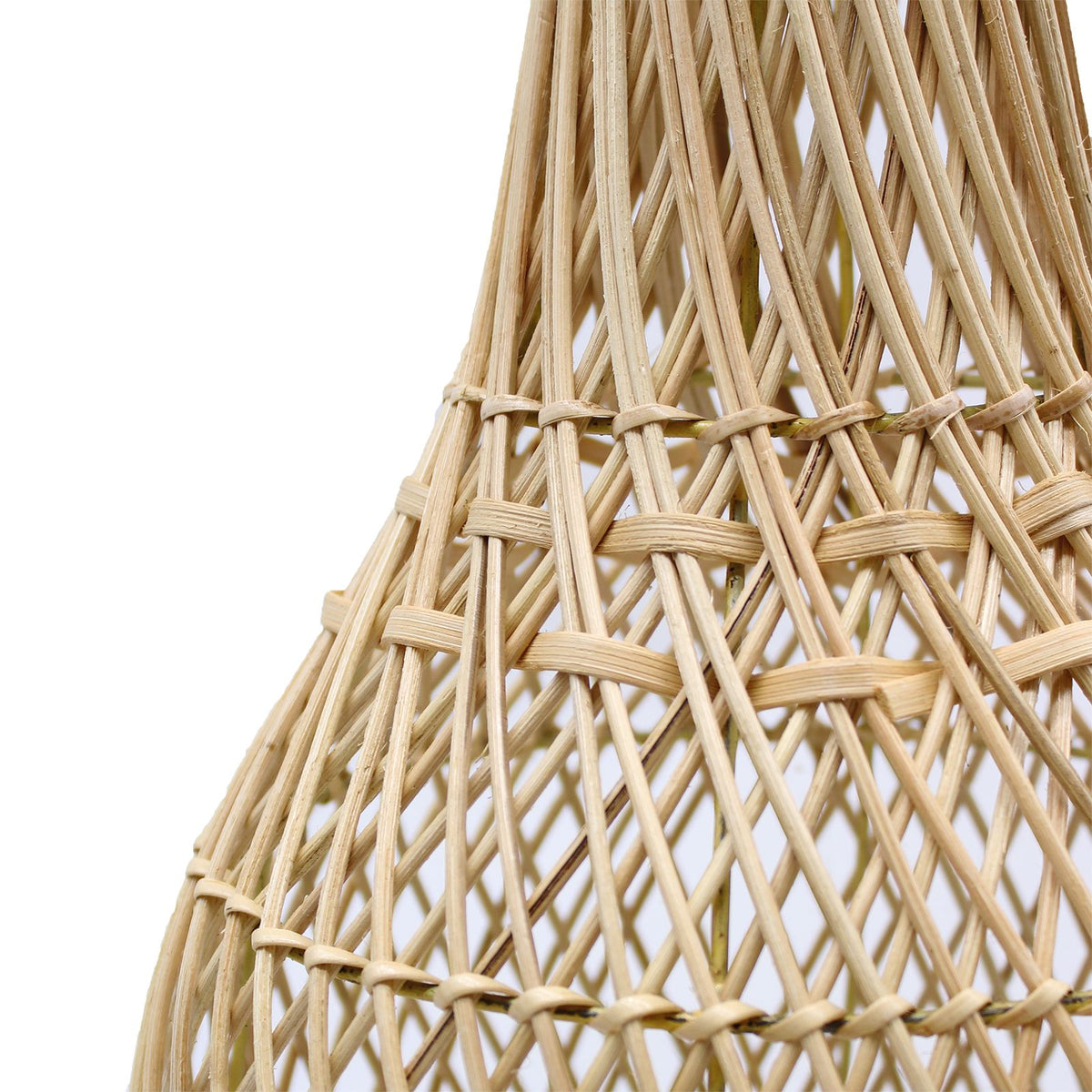 Handwoven Rattan Table Lamp – Natural