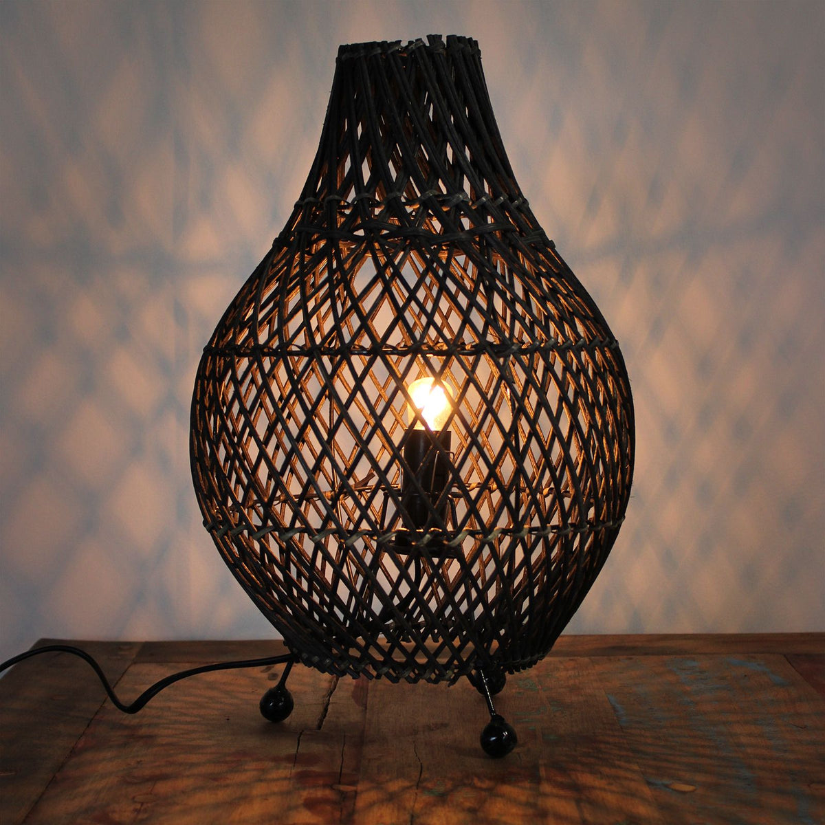 Handwoven Rattan Table Lamp – Natural