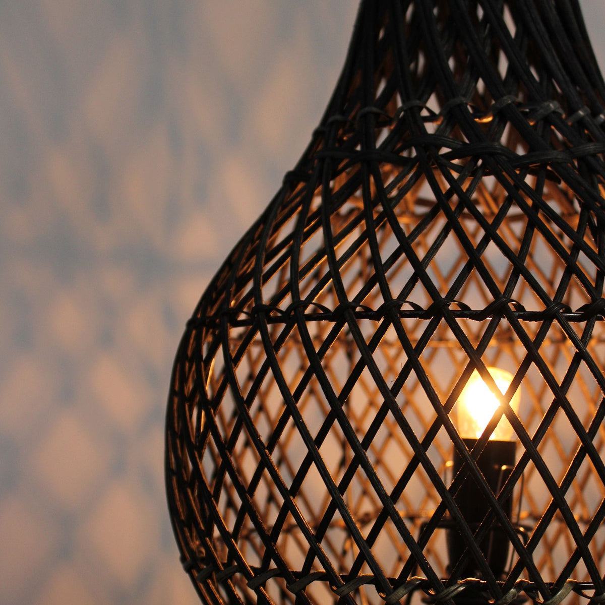 Handwoven Rattan Table Lamp – Natural